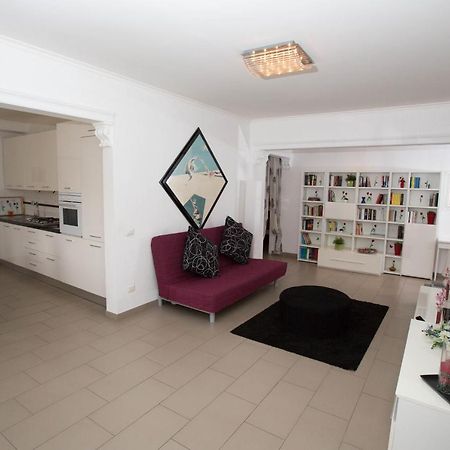 Appia Tourist Apartment Рим Экстерьер фото