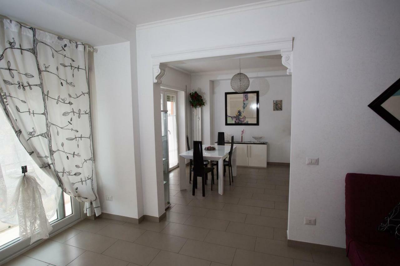 Appia Tourist Apartment Рим Экстерьер фото