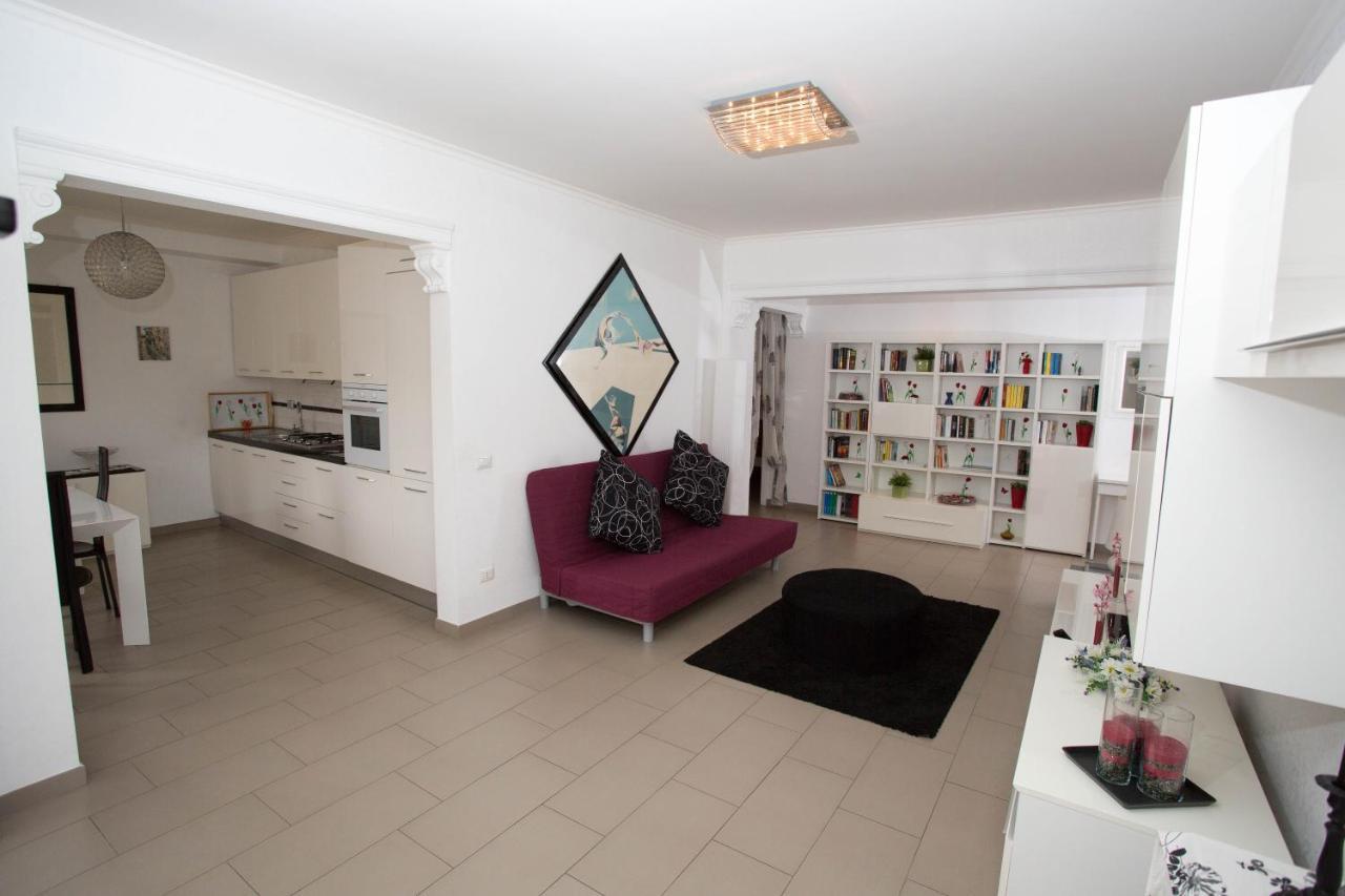 Appia Tourist Apartment Рим Экстерьер фото